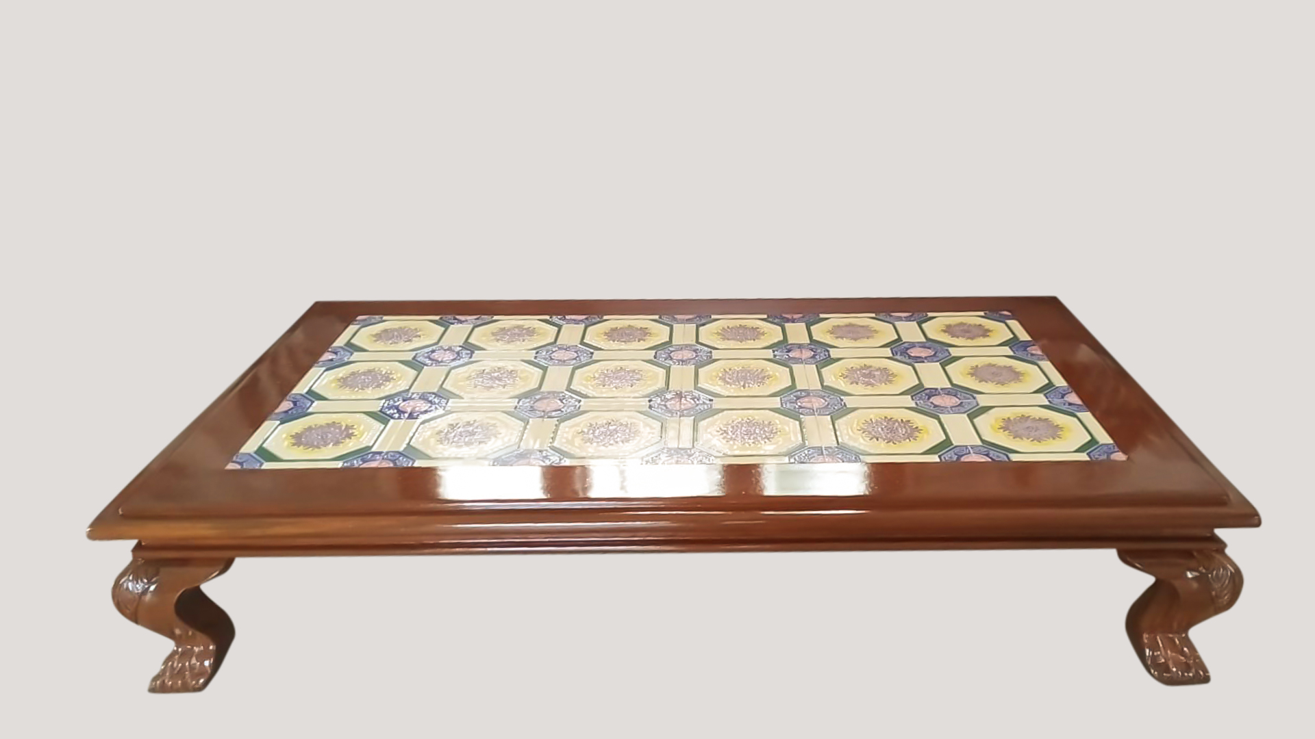 Antiques & Others M-003